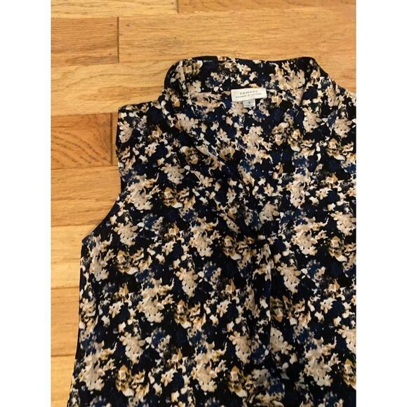 Tahari, women's dark patterned, sleeveless collared blouse with front tie sz sm - Picture 3 of 7